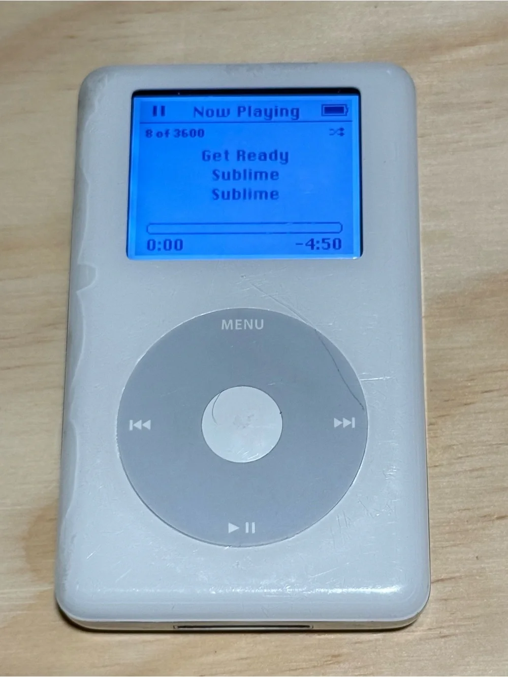 iPod Classic 4thGen 20GB Wht Model:A1059 Tested Good Battery 10-12hr w/3600Song!